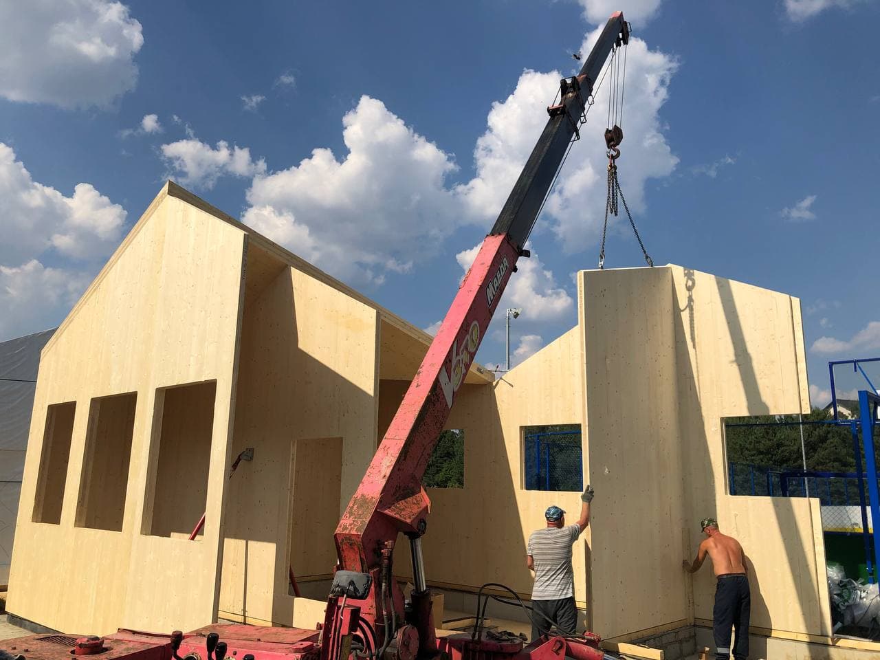 Residential building 77 | Osnovnoy Moment (OsnoM)
